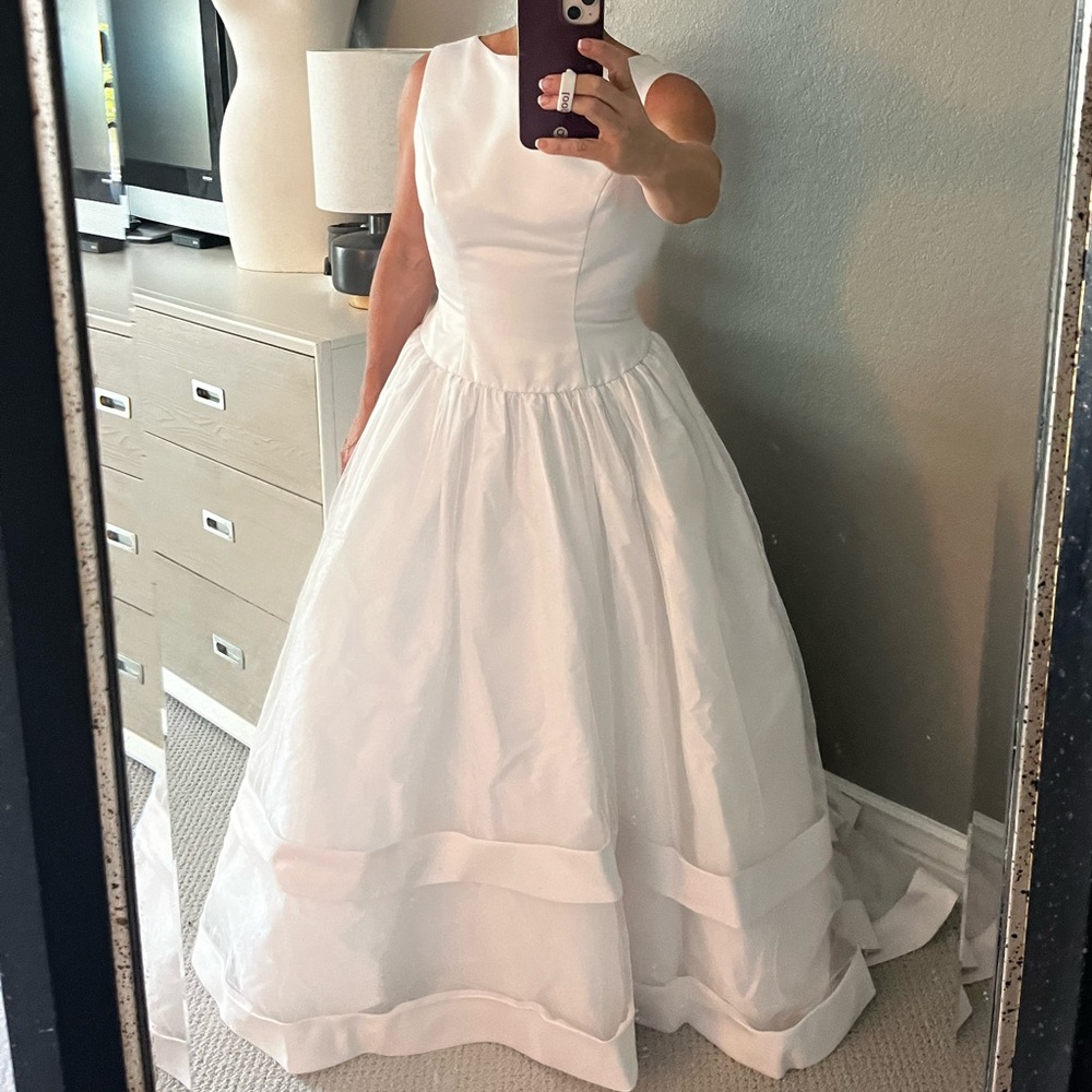 Alfred Angelo Wedding Dress-used-size 8